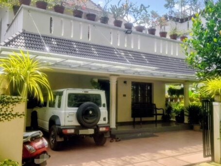 Thrikkakara 3 BHK Gated Villa – East Facing, Modern Amenities