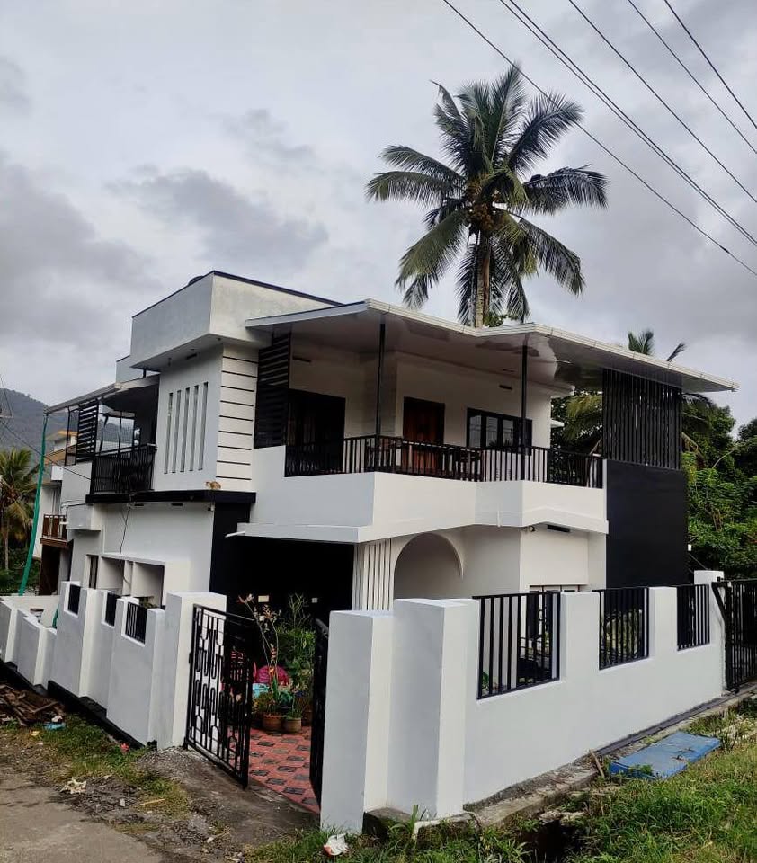 Maniangode Independent House | 4BHK | Vastu Compatible