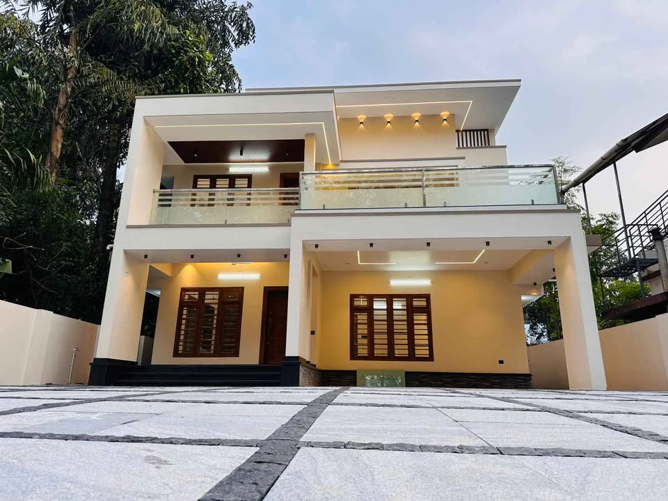 Gandhi Nagar Independent House | 4BHK, New Construction