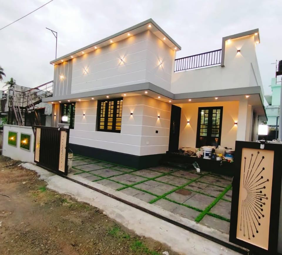 New Independent House, Kongorpilly West | 2BHK, East Facing