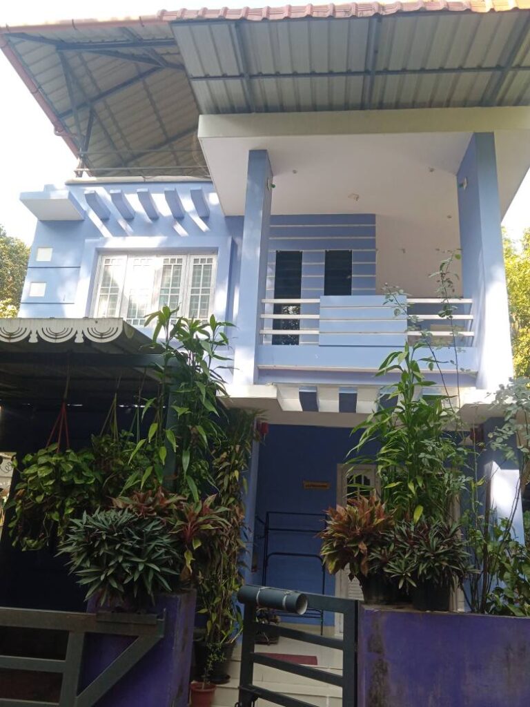 Vadookara, Thrissur: Modern 3BHK Independent House, East Facing