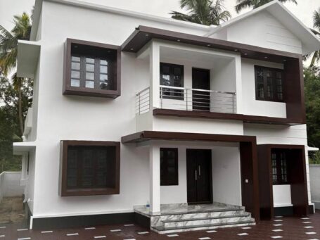Guruvayoor | New 4BHK Independent House | Vastu Compliant