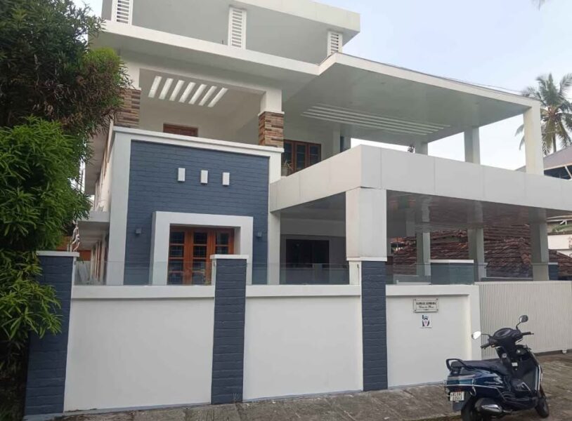 Kannamkulangara Independent House | Modern 4BHK | Thrissur