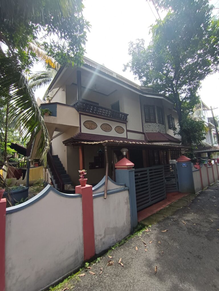 Independent House | Puthoorkara, Thrissur | 3 Bed, Vastu Compliant