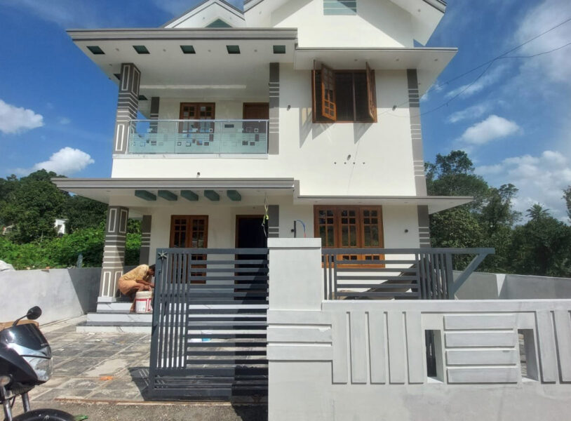 Amaloor West, Thiruvalla: New 3BHK Independent House with Modern Amenities