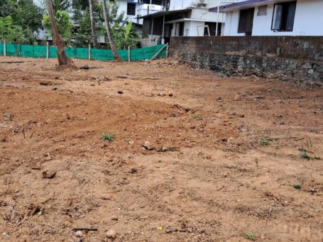 12.7 Cents Residential Plot for Sale in Kolazhi, Thrissur | Road & Bus Access