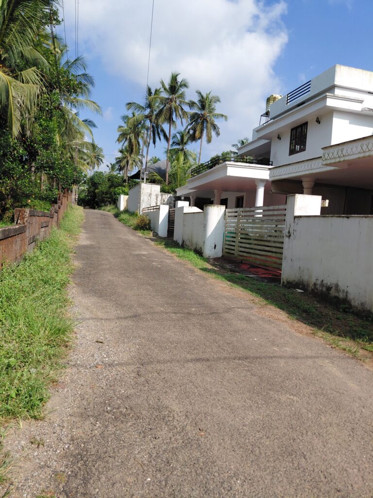 20 Cent Residential Plot in Ollukkara, Thrissur | Road Access