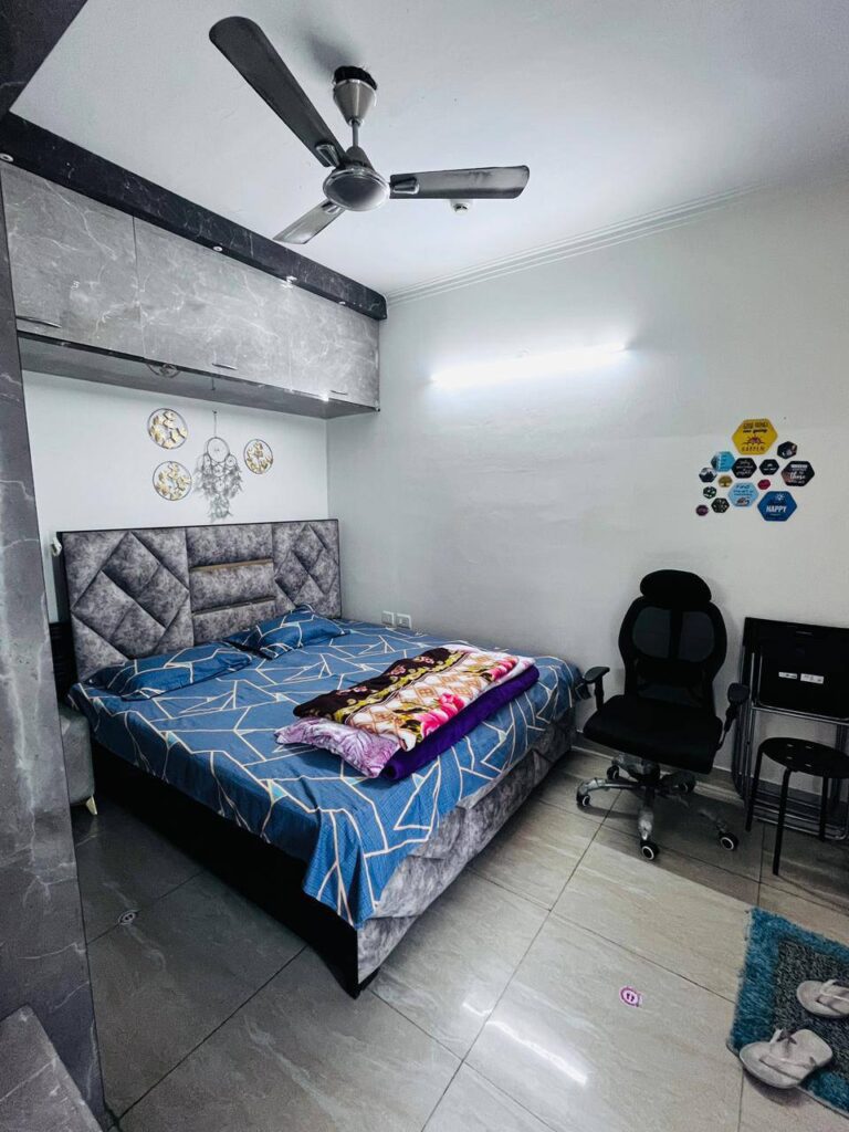 Ghaziabad City: North-Facing 1BHK Apartment with AC & Parking