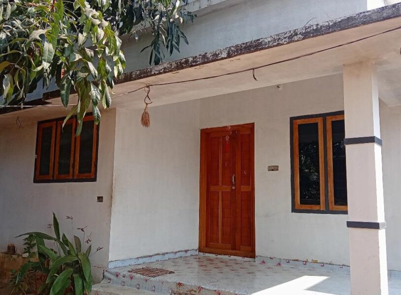 Avanur, Thrissur: East-Facing 2BHK Independent House