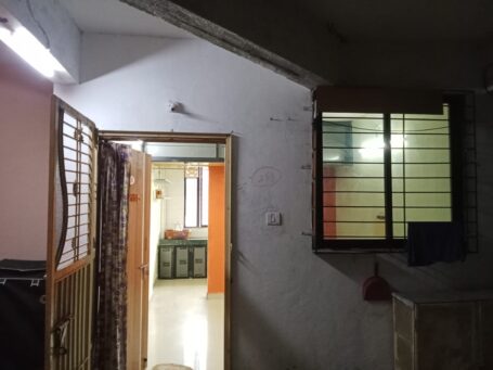 Ghansoli 1BHK Apartment – East Facing, Prime Connectivity