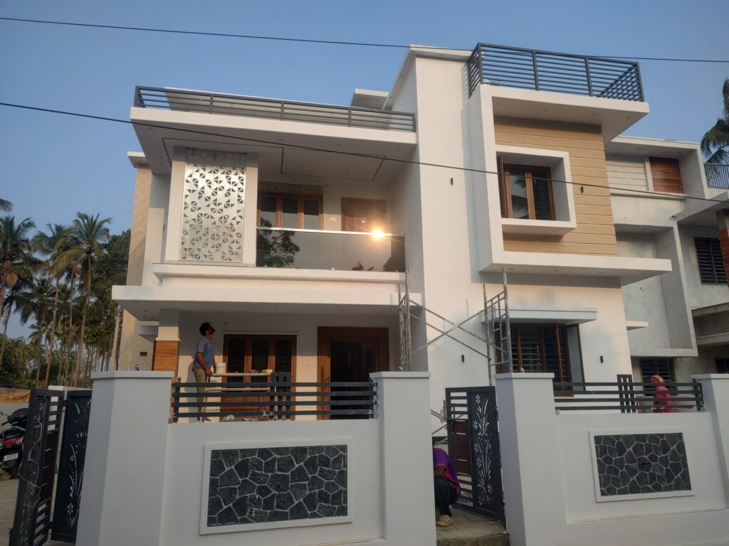 New 5BHK House Mannuthy, Thrissur | East Facing, Vastu
