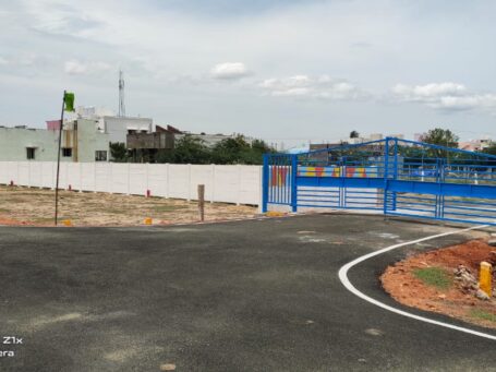 Tiruchirappalli Residential Plot: 1200 Sq-ft, Near Chathiram Bus Stand