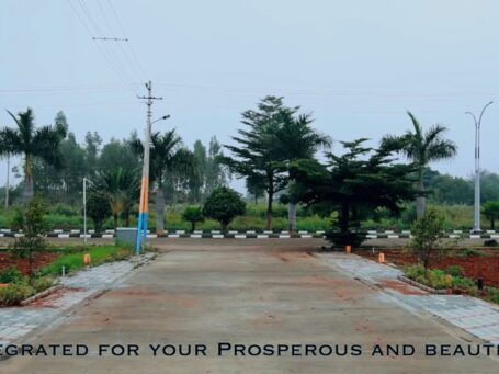 Velagalaburre, Kolar: 1200 Sq-ft Residential Plot with Road Access