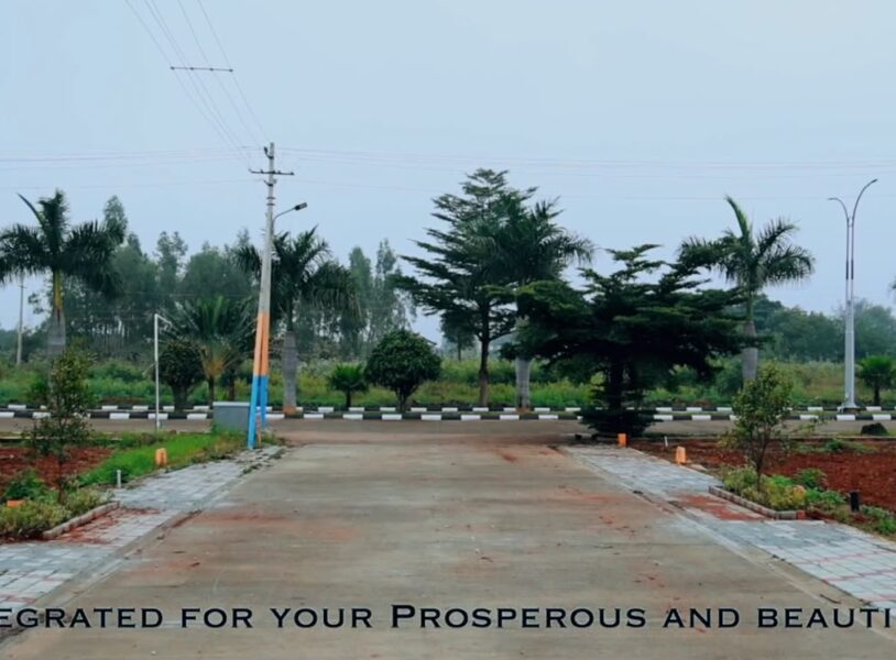 Velagalaburre, Kolar: 1200 Sq-ft Residential Plot with Road Access
