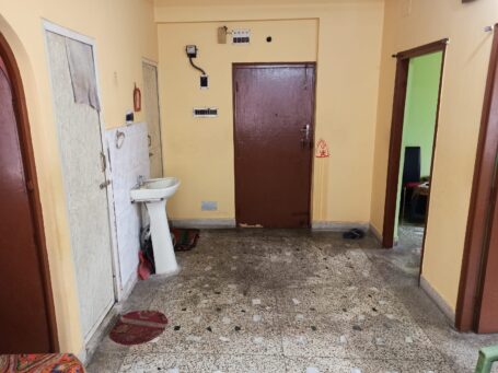 Garia Atabagan | 2BHK Apartment | East-Facing | Bus Route