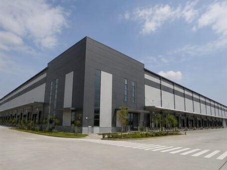 Expansive Commercial Building for Rent in Hoskote Industrial Area
